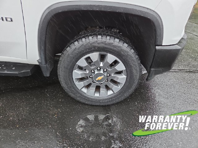 Used 2023 Chevrolet Silverado 2500 Custom w/ Custom Convenience Package AWD/4WD image 19