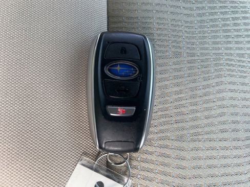 Used 2023 Subaru Ascent Premium w/ Convenience Package AWD/4WD image 25