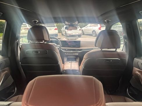 Certified 2024 BMW X5 xDrive40i w/ Premium Package AWD/4WD image 8