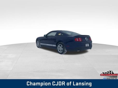 Used 2012 Ford Mustang Coupe image 3