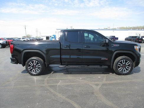 Used 2019 GMC Sierra 1500 AT4 w/ AT4 Premium Package image 4