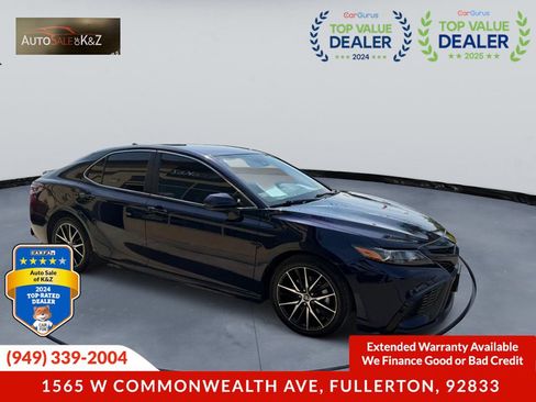 Used 2022 Toyota Camry SE w/ Convenience Package FWD image 5