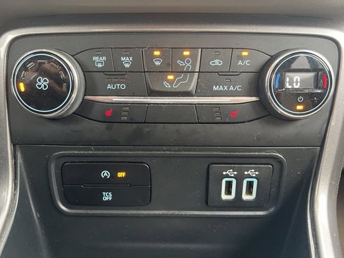 Used 2019 Ford EcoSport SE image 12