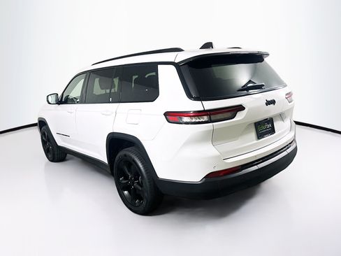 Used 2023 Jeep Grand Cherokee L Laredo RWD image 5