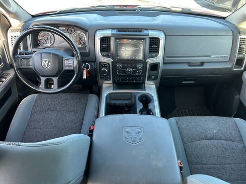 Used 2018 RAM 1500 Big Horn image 29