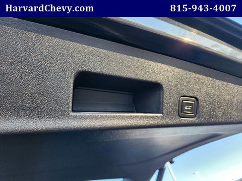 Used 2025 GMC Acadia Elevation image 34