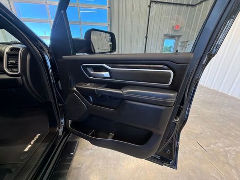 Used 2023 RAM 1500 Big Horn AWD/4WD image 30