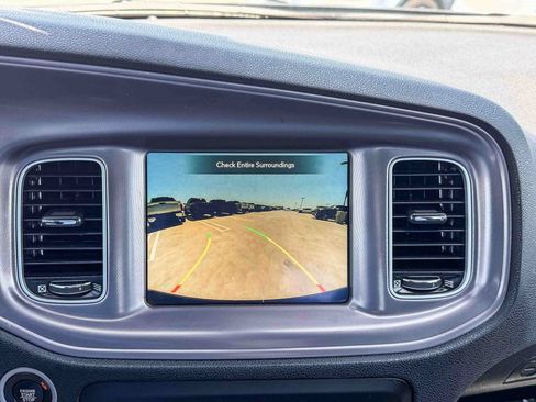 Used 2023 Dodge Charger SXT RWD image 25