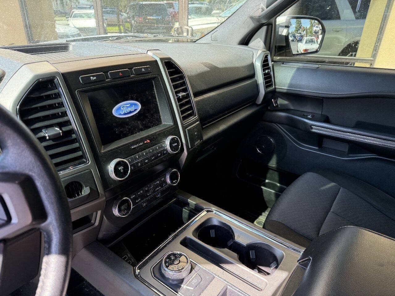 Used 2019 Ford Expedition Max XLT RWD image 4