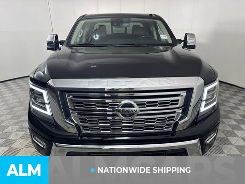Used 2021 Nissan Titan SL w/ Moonroof Package image 2