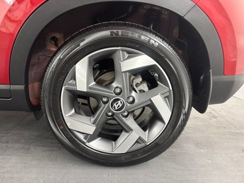 Certified 2026 Hyundai Venue SEL FWD image 11