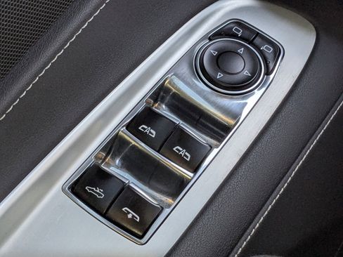 Used 2025 Chevrolet Corvette Stingray Convertible w/ 1LT image 26