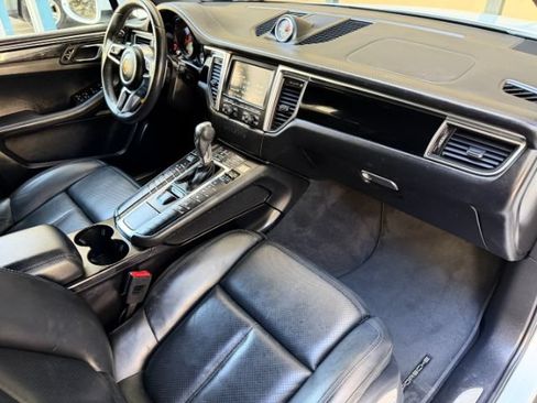 Used 2015 Porsche Macan S AWD/4WD image 18