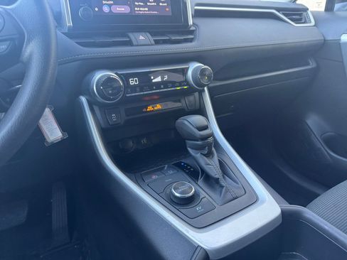Used 2025 Toyota RAV4 LE image 40