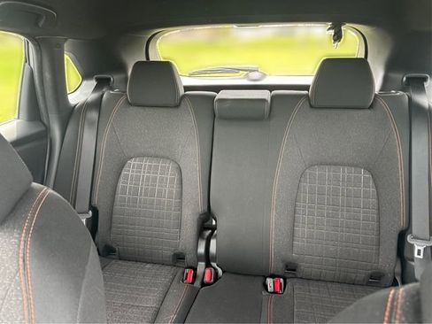 Used 2025 Honda HR-V Sport image 19