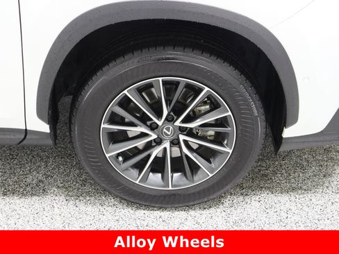 Used 2024 Lexus NX 300h AWD w/ Luxury Package image 5