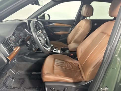 Used 2023 Audi Q5 2.0T Premium w/ Convenience Package AWD/4WD image 19