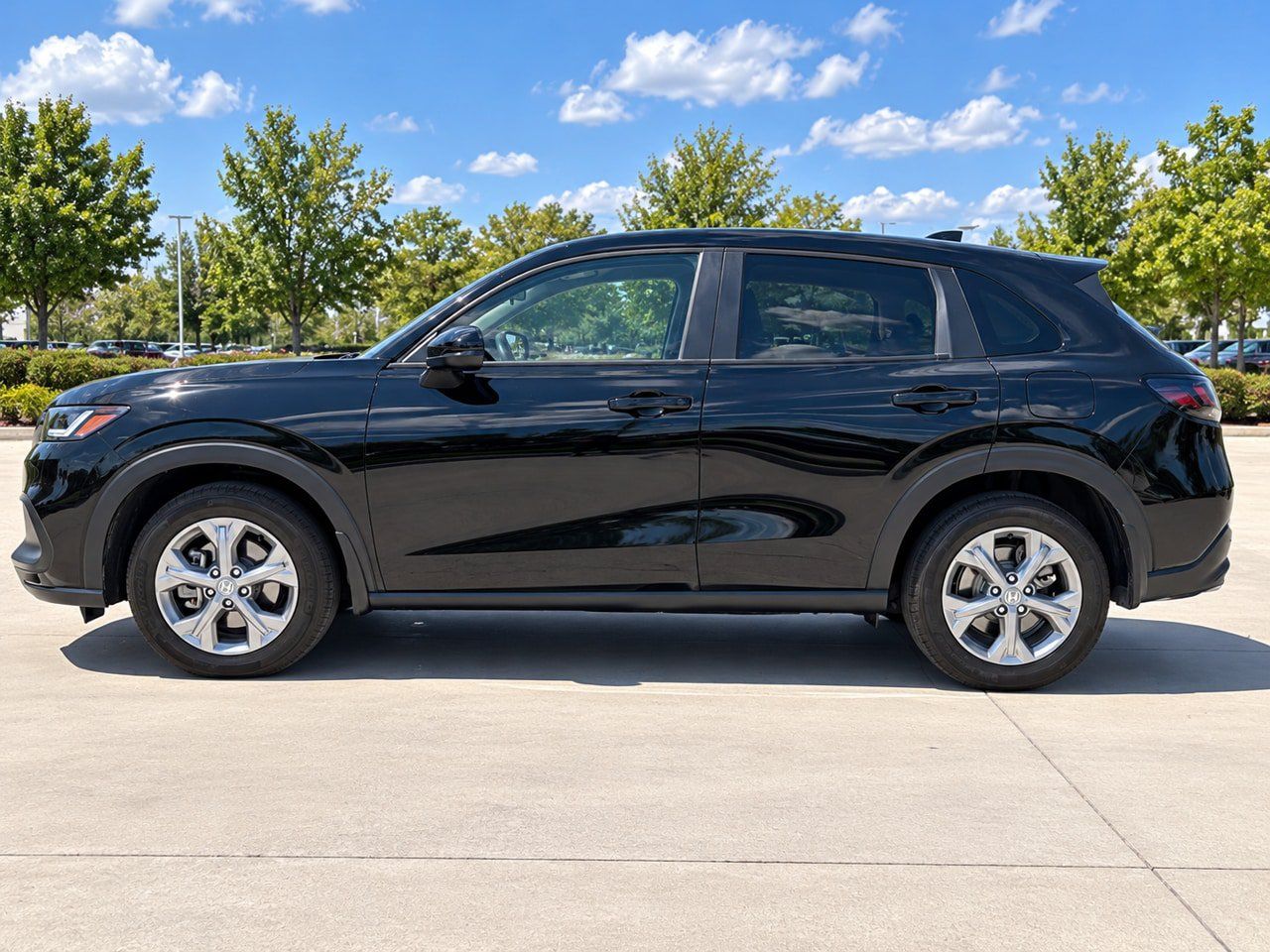 Used 2026 Honda HR-V LX image 8