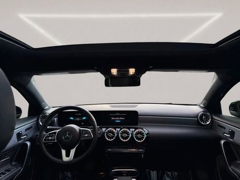 Used 2019 Mercedes-Benz A 220 image 12