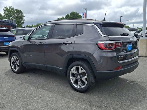 Used 2019 Jeep Compass Limited AWD/4WD image 4