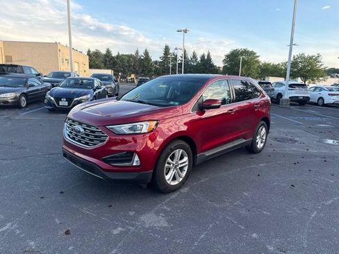 Used 2019 Ford Edge SEL w/ Equipment Group 201A AWD/4WD image 3
