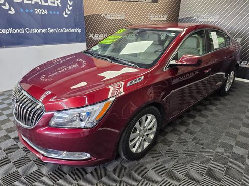 Used 2015 Buick LaCrosse image 1