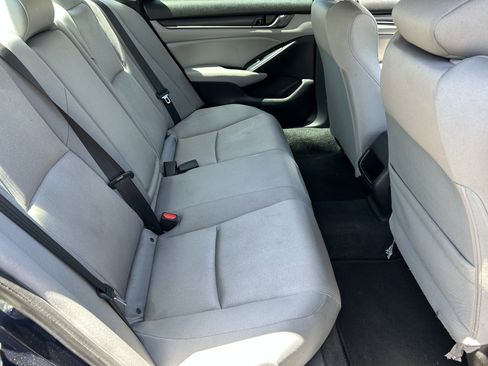 Used 2020 Honda Accord Hybrid image 11
