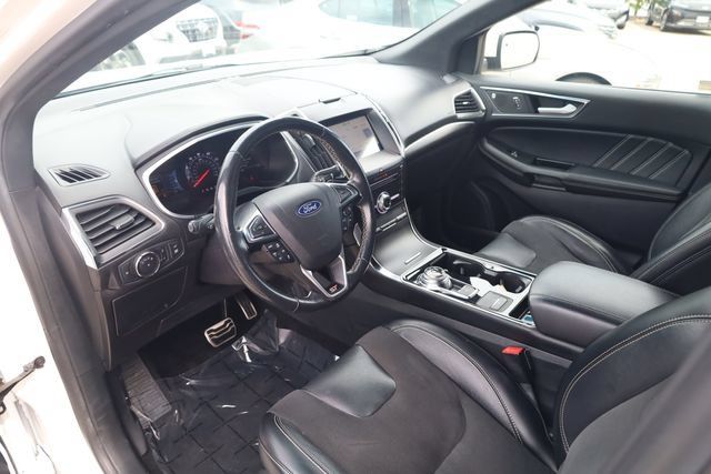 Used 2019 Ford Edge ST w/ Convenience Package AWD/4WD image 10