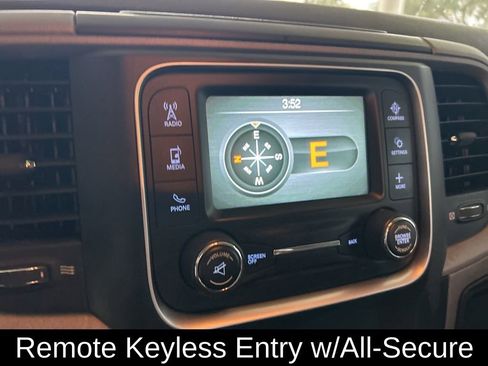 Used 2014 RAM 1500 Express image 10