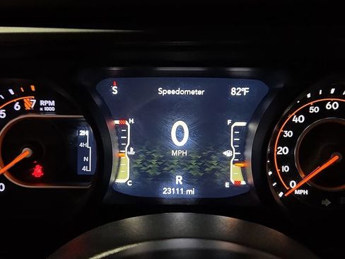 Used 2024 Jeep Gladiator Mojave w/ Convenience Group AWD/4WD image 24