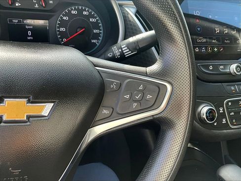 Used 2024 Chevrolet Malibu LT FWD image 14
