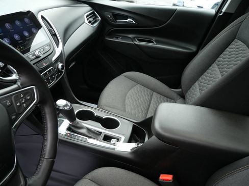 Used 2019 Chevrolet Equinox LT AWD/4WD image 19