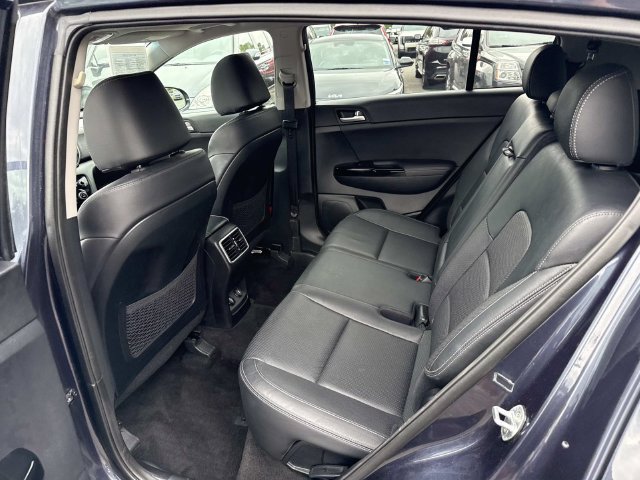 Used 2019 Kia Sportage EX w/ EX Technology Package FWD image 17