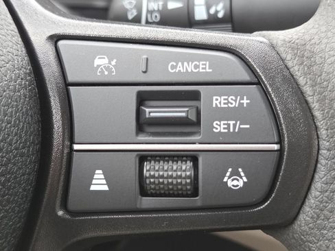 Certified 2025 Honda Accord LX image 7