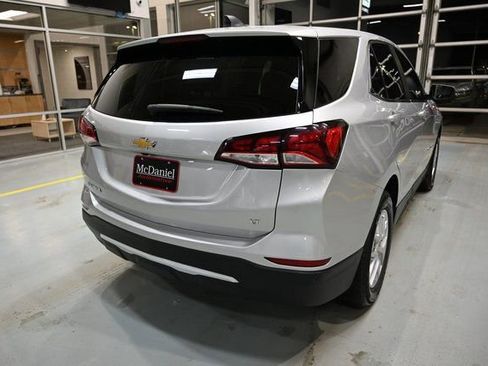 Used 2022 Chevrolet Equinox LT image 5