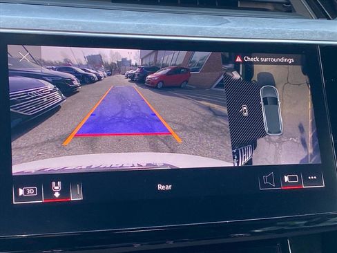 Used 2023 Audi e-tron Chronos w/ Chronos Package image 18