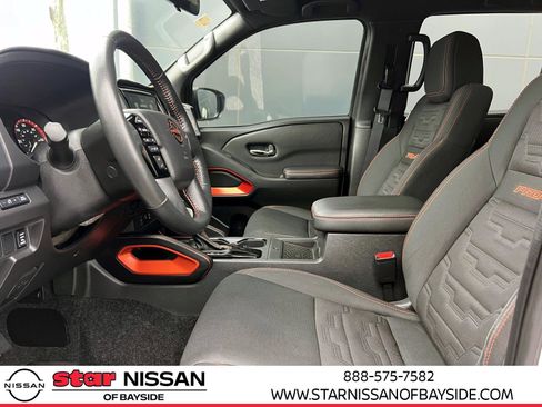 Used 2023 Nissan Frontier PRO-4X w/ Pro Convenience Package image 17