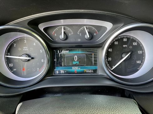 Used 2020 Buick Envision Essence FWD image 13