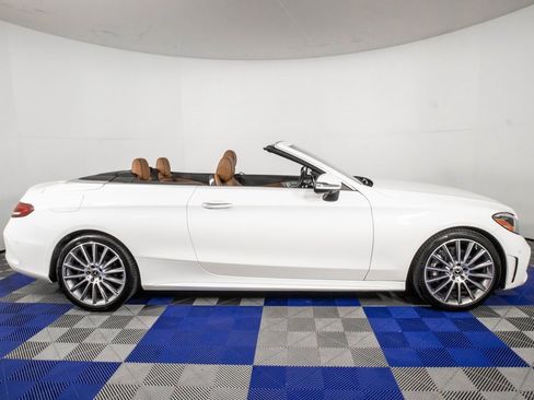 Used 2021 Mercedes-Benz C 300 Cabriolet image 5