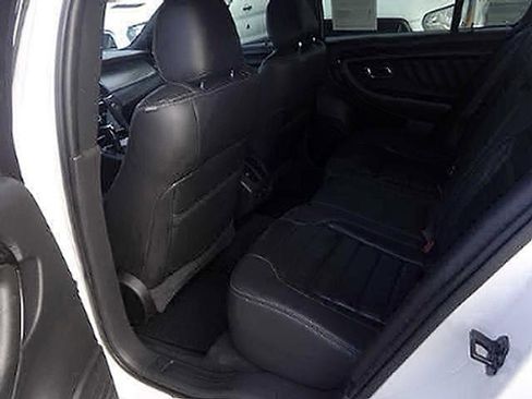 Used 2019 Ford Taurus SHO image 9