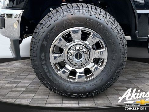 Used 2023 Ford F250 Lariat w/ Chrome Package image 22