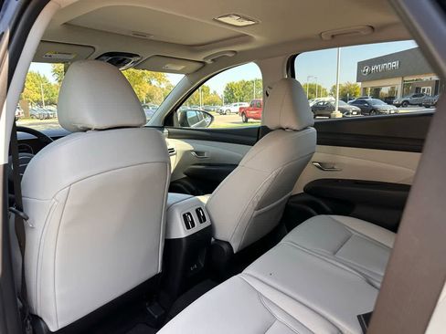 New 2026 Hyundai Tucson SEL image 9
