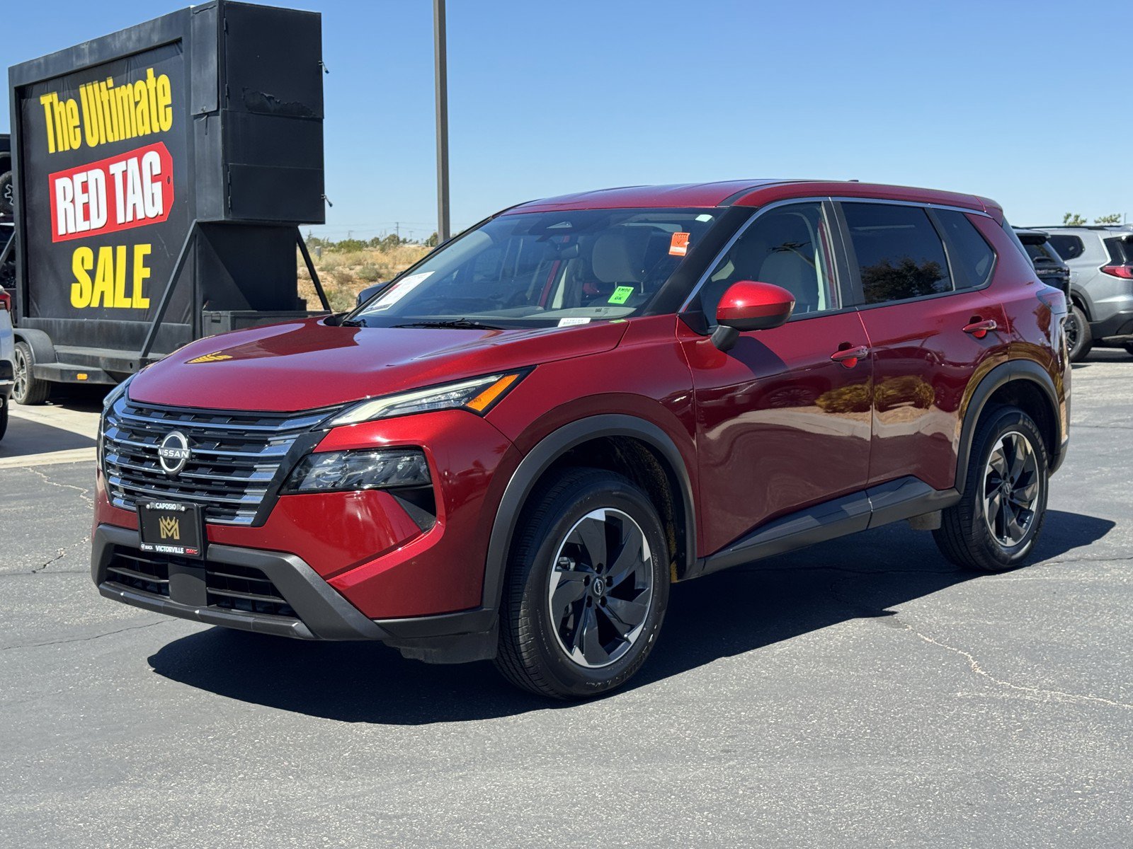 Used 2025 Nissan Rogue SV AWD/4WD image 3