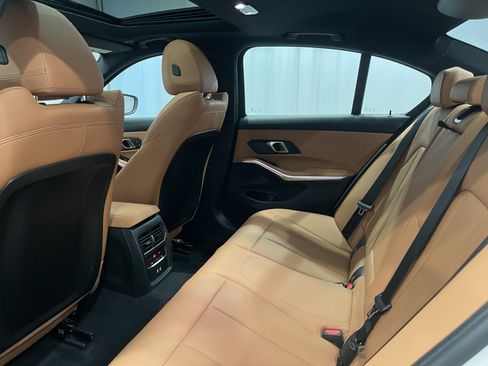 Used 2025 BMW 330i xDrive Sedan w/ M Sport Package image 23