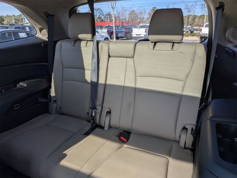 Used 2020 Honda Pilot Elite image 32