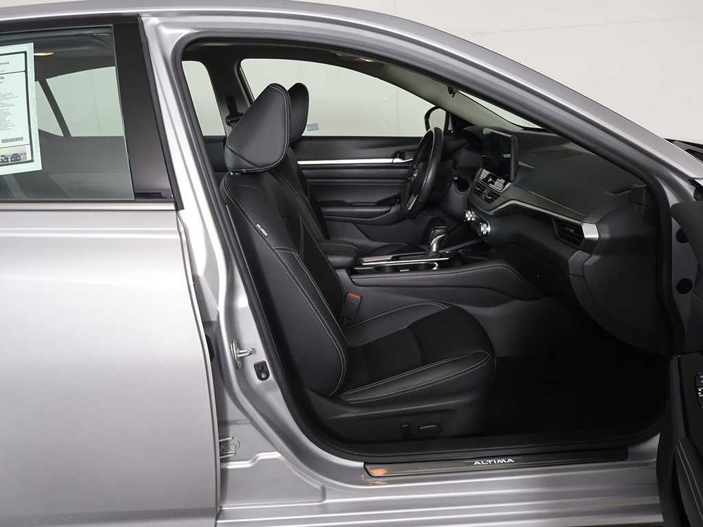 Used 2023 Nissan Altima 2.5 SL AWD/4WD image 31