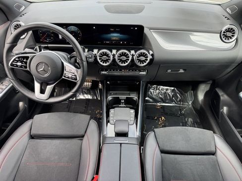 Used 2023 Mercedes-Benz GLA 250 image 10