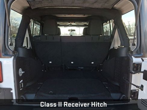 Used 2016 Jeep Wrangler Unlimited Sport image 31