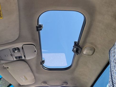Used 1999 Dodge Ram 1500 Truck 4x4 Regular Cab image 14