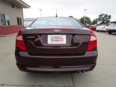 Used 2012 Ford Fusion S FWD image 8